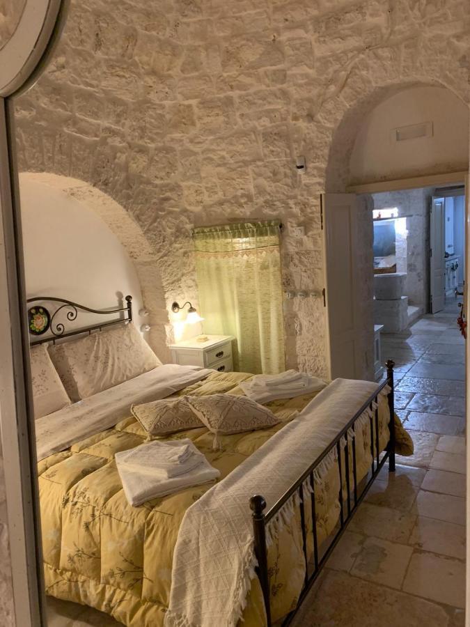 Апартаменты Trulli Occhi Di Pietra Альберобелло Экстерьер фото