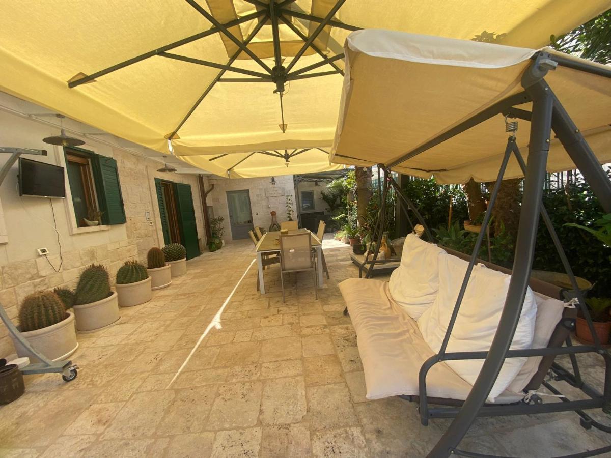 Апартаменты Trulli Occhi Di Pietra Альберобелло Экстерьер фото
