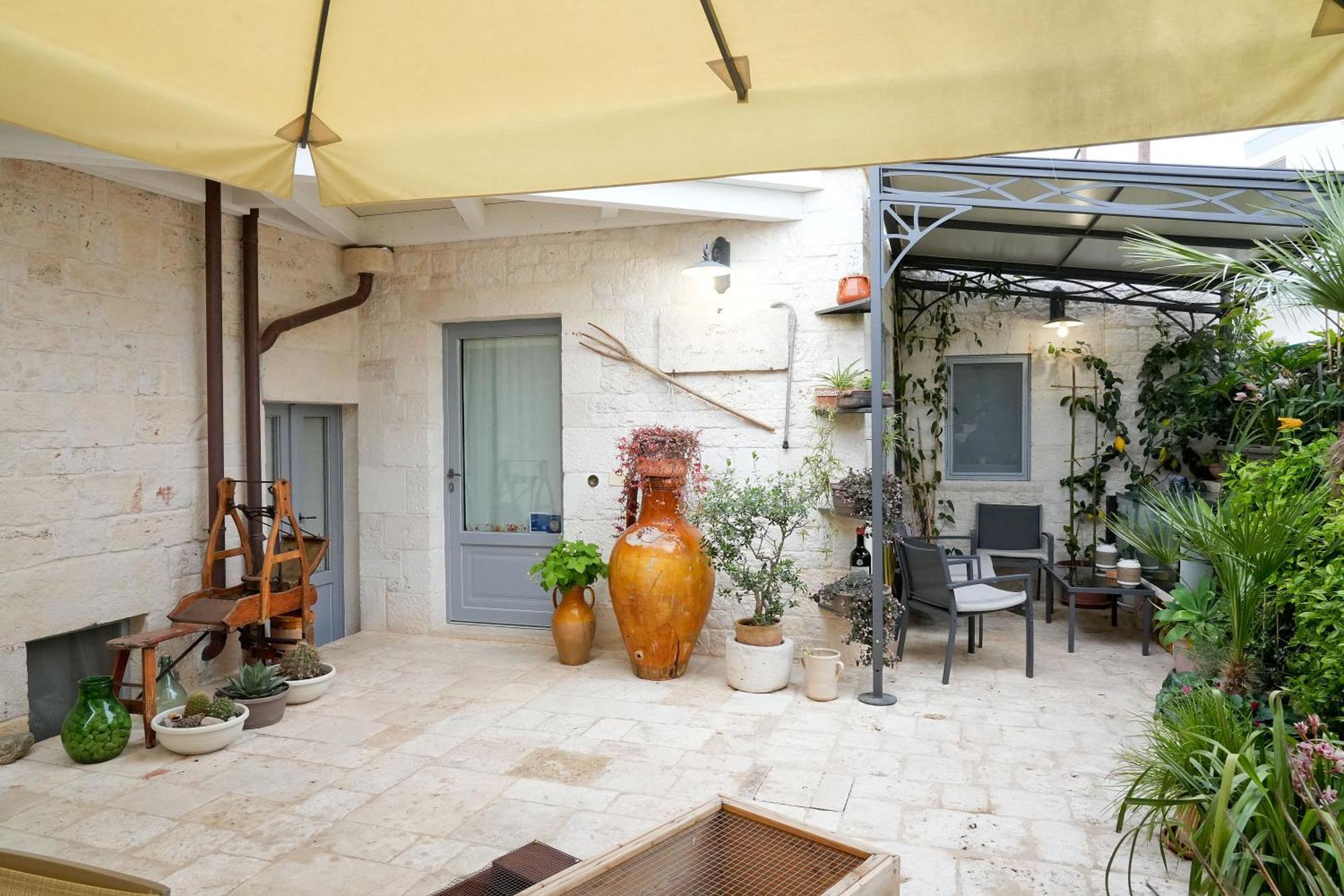 Апартаменты Trulli Occhi Di Pietra Альберобелло Экстерьер фото
